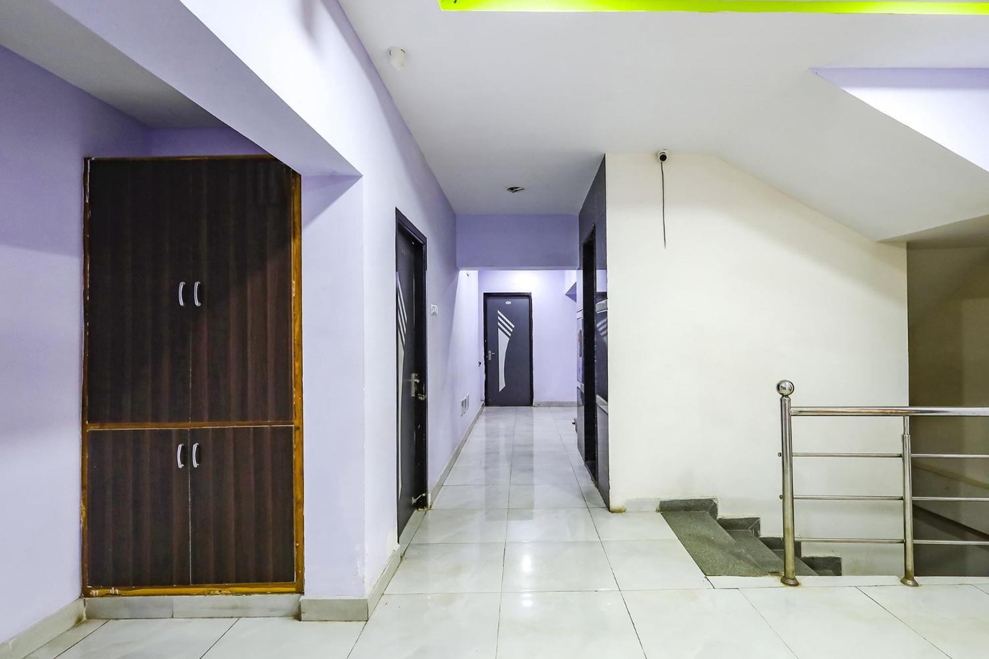 Capital O Lakshmi Residency Tirupati Exterior foto